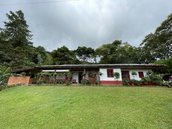 Finca en venta en Alto Dapa, Yumbo, 120 m² · foto 2 de 24