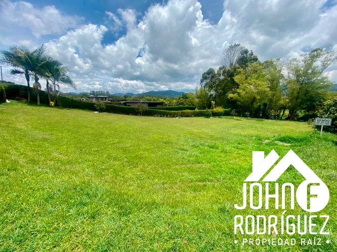Lote en venta en El Tablazo, Rionegro, 2043 m² · foto 3 de 10