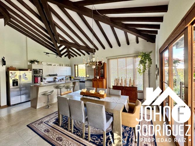 Casa de 4 alcobas en venta en El Tablazo, Rionegro · foto 11 de 24