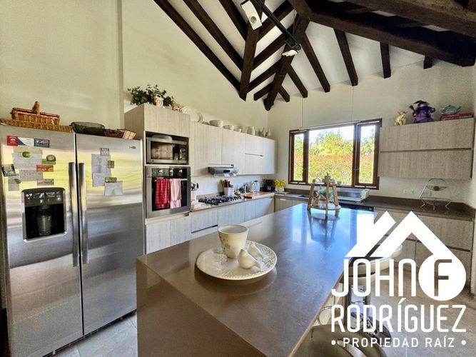 Casa de 4 alcobas en venta en El Tablazo, Rionegro · foto 13 de 24