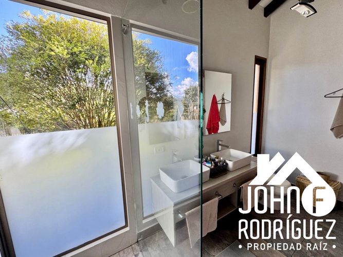 Casa de 4 alcobas en venta en El Tablazo, Rionegro · foto 21 de 24