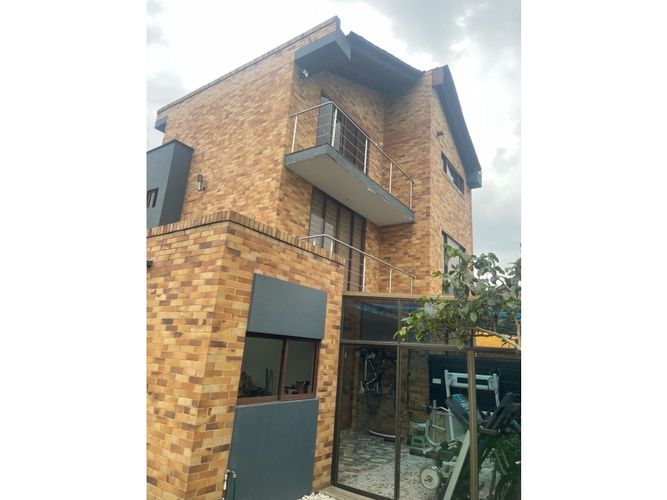 Casa de 5 alcobas en venta en Vereda La Balsa, Chía, 284 m² · foto 2 de 24