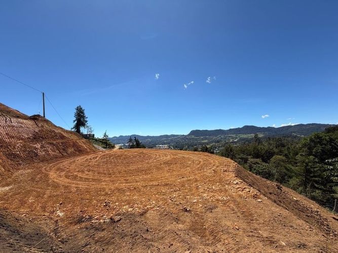 Lote en venta en El Tambo, La Ceja, 3300 m² · foto 3 de 9