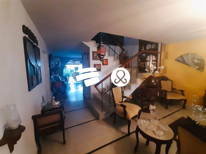 Casa de 4 alcobas en venta en La Castellana, Medellín, 220 m² · foto 5 de 24