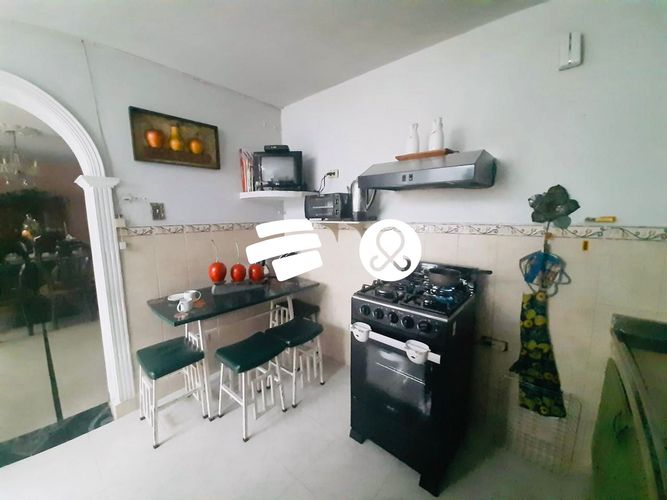 Casa de 4 alcobas en venta en La Castellana, Medellín, 220 m² · foto 9 de 24