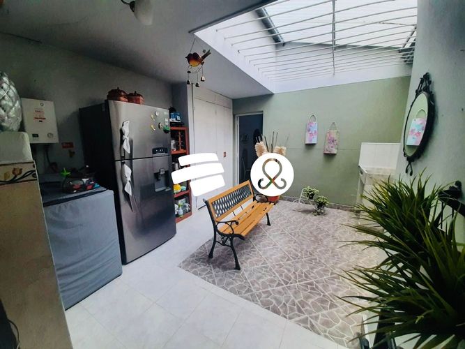 Casa de 4 alcobas en venta en La Castellana, Medellín, 220 m² · foto 14 de 24