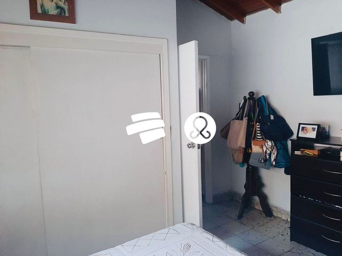 Casa de 4 alcobas en venta en La Castellana, Medellín, 220 m² · foto 15 de 24