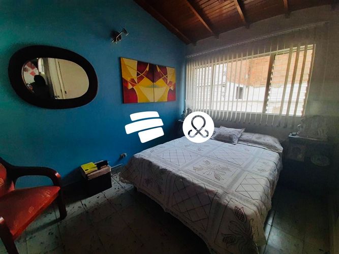 Casa de 4 alcobas en venta en La Castellana, Medellín, 220 m² · foto 19 de 24
