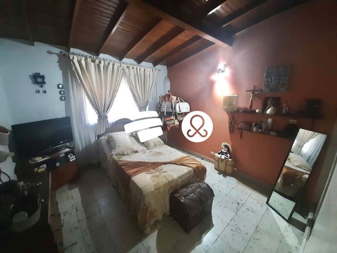 Casa de 4 alcobas en venta en La Castellana, Medellín, 220 m² · foto 23 de 24
