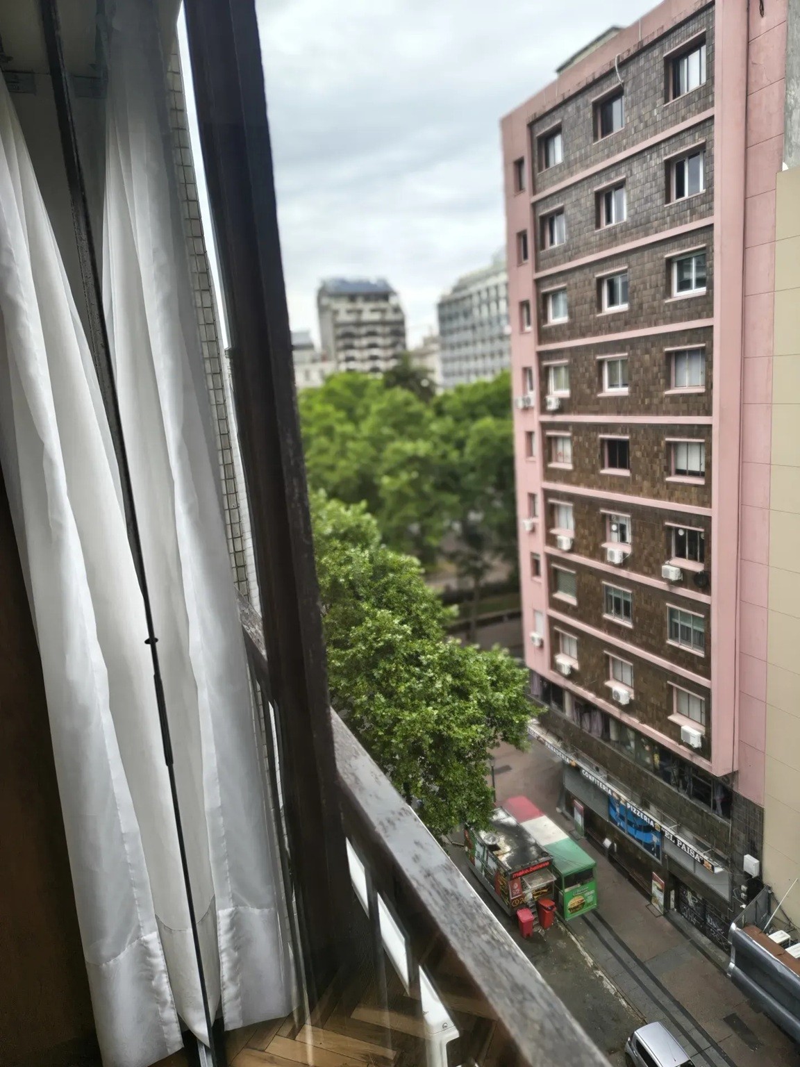 ALQUILER AMUEBLADO EN EL CENTRO DE 2 DORMITORIOS Y 2 BAÑOS, PISO 8 AL FRENTE, VIDEO VIGILANCIA 24HS · Foto 12
