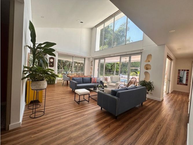 Casa de 3 alcobas en venta en Las Mercedes, Jamundí, 705 m² · foto 10 de 24