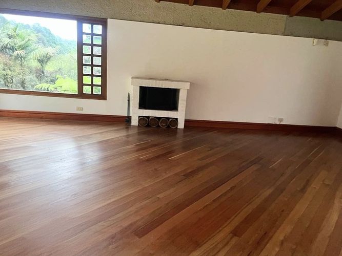 Casa de 5 alcobas en venta en Loma Del Escobero, Envigado, 500 m² · foto 6 de 11