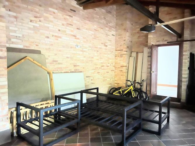 Casa de 5 alcobas en venta en Loma Del Escobero, Envigado, 500 m² · foto 9 de 11