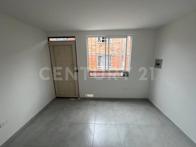 Casa en venta en Usme Centro, Bogotá · foto 2 de 14
