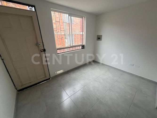 Casa en venta en Usme Centro, Bogotá · foto 3 de 14