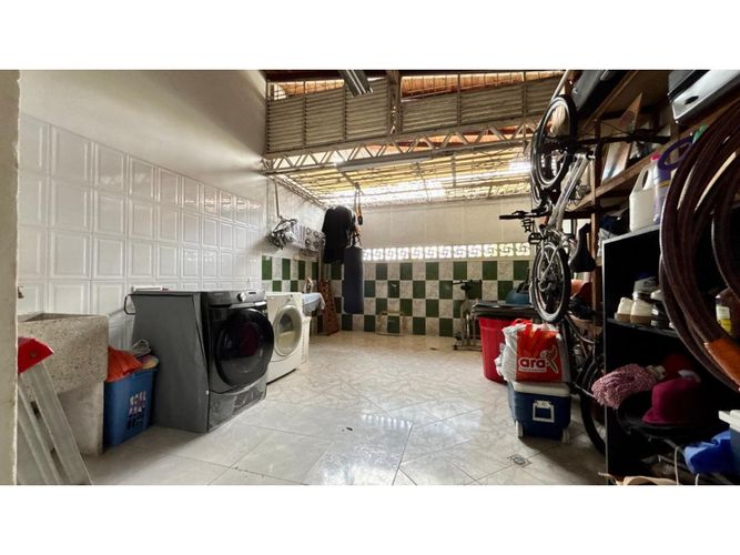Apartamento de 3 alcobas en venta en Nuevo Sotomayor, Bucaramanga, 310 m² · foto 16 de 21