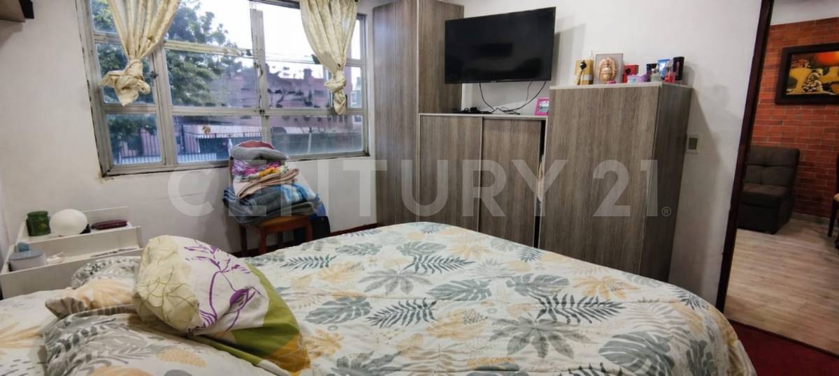 Casa en venta en Las Americas, Bogotá · foto 7 de 14