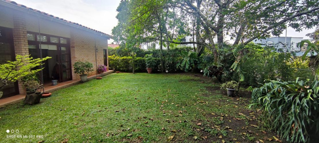 Casa de 4 alcobas en venta en Ciudad Jardin, Cali, 380 m² · foto 9 de 24