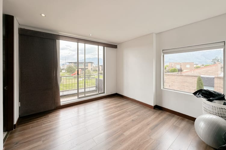 Casa de 3 alcobas en venta en Cota, 214 m² · foto 15 de 24