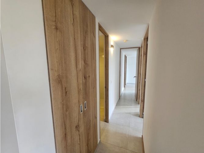 Apartamento de 3 alcobas en venta en El Porvenir, Rionegro, 54 m² · foto 7 de 24