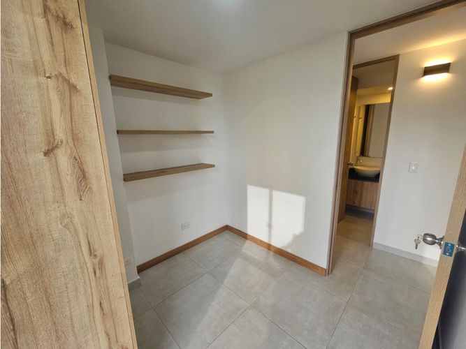 Apartamento de 3 alcobas en venta en El Porvenir, Rionegro, 54 m² · foto 13 de 24