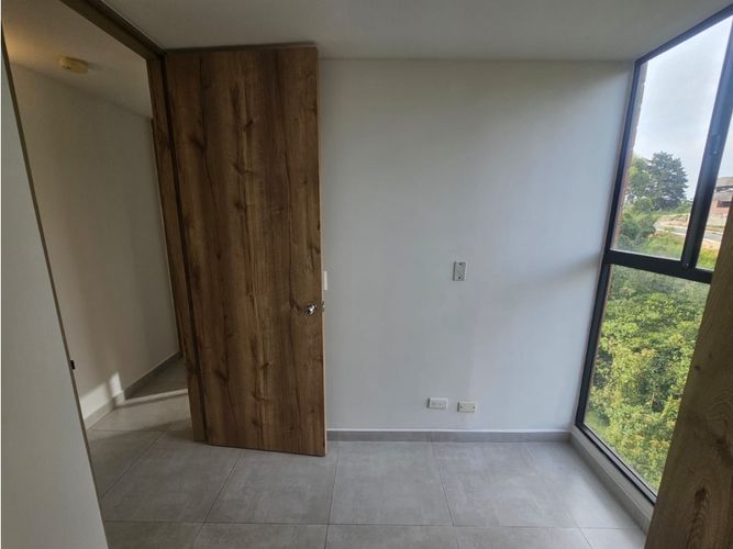Apartamento de 3 alcobas en venta en El Porvenir, Rionegro, 54 m² · foto 14 de 24