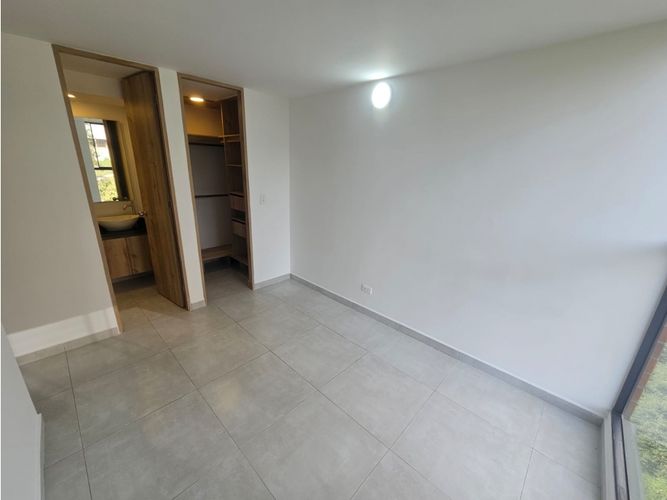 Apartamento de 3 alcobas en venta en El Porvenir, Rionegro, 54 m² · foto 20 de 24