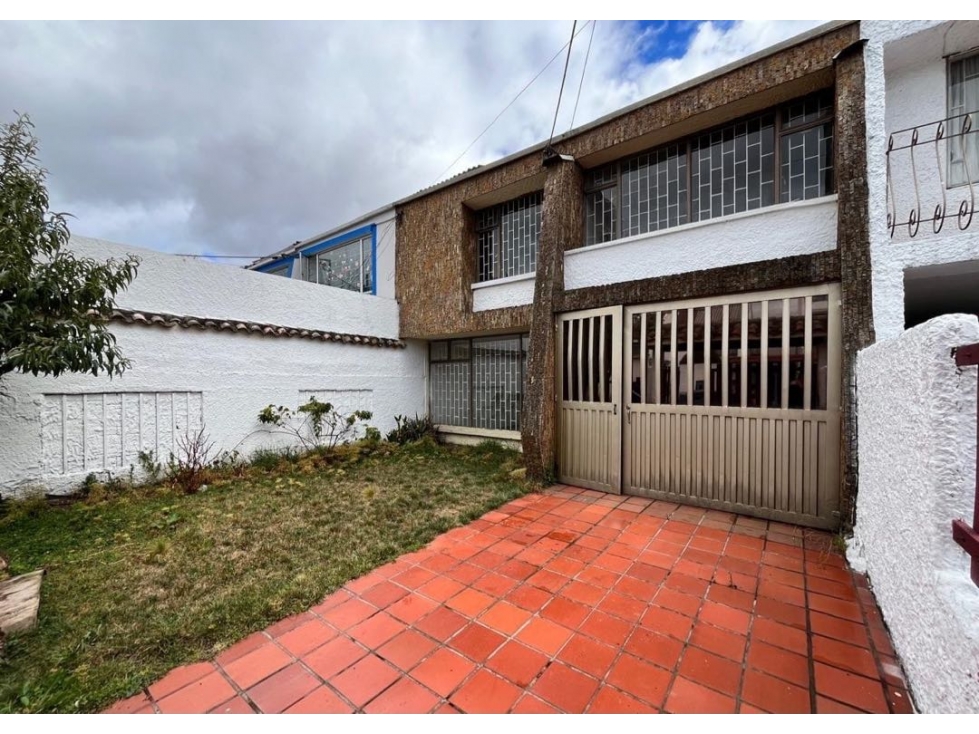 Casa en Arriendo en Pontevedra, Bogotá