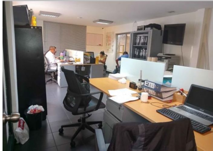 Bodega en venta en La Esmeralda, Cali, 3111 m² · foto 5 de 17