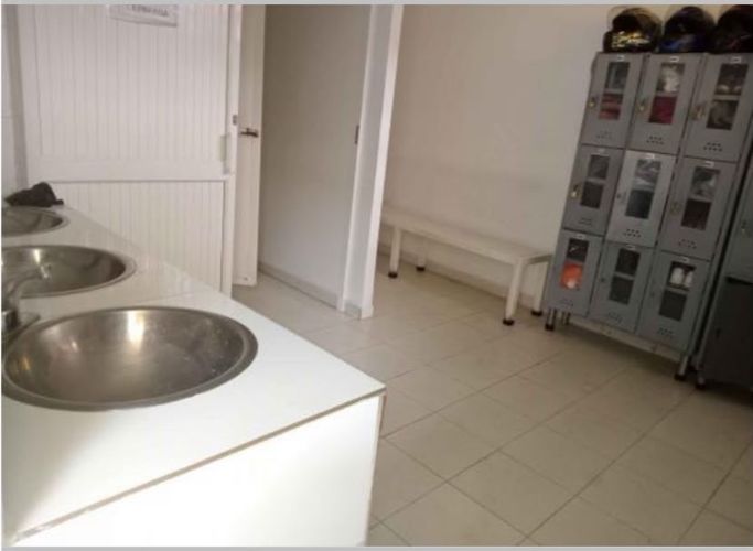 Bodega en venta en La Esmeralda, Cali, 3111 m² · foto 7 de 17
