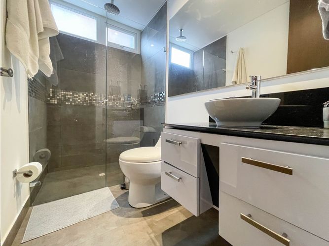 Apartaestudio en venta en Santa Barbara, Bogotá, 50 m² · foto 12 de 18