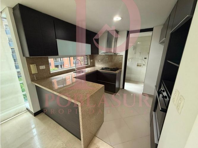 Apartamento de 3 alcobas en arriendo en Santa Maria De Los Angeles, Medellín, 130 m² · foto 6 de 21
