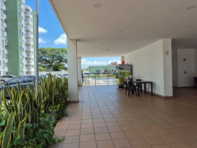 Apartamento de 2 alcobas en venta en Sesquicentenario, Palmira, 63 m² · foto 4 de 10