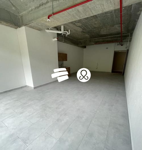 Oficina en venta en El Poblado, Medellín, 35 m² · foto 2 de 5
