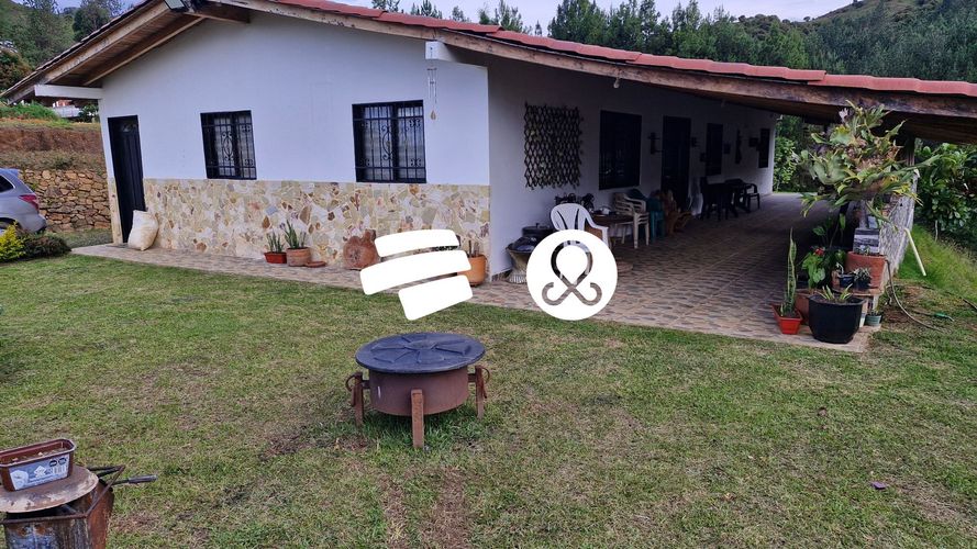 Finca en venta en El Zango, Guarne, 4209 m² · foto 5 de 5