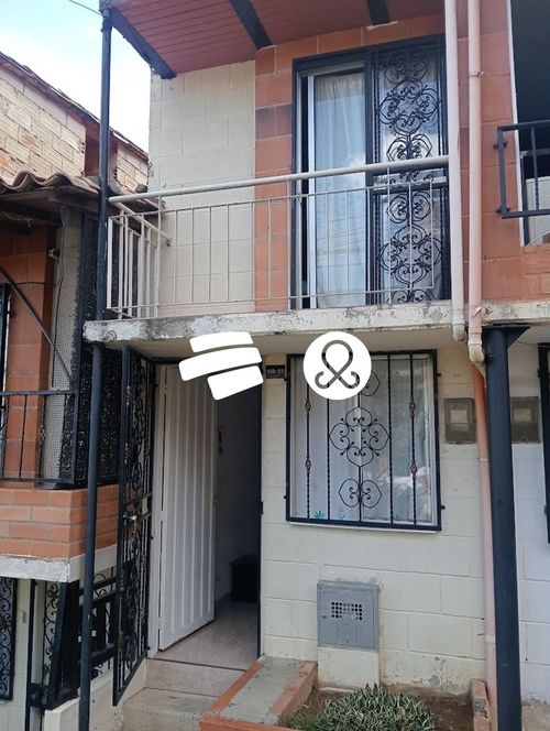 Casa en venta en Monteclaro, Medellín · foto 4 de 16