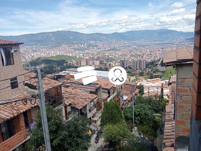 Casa en venta en Monteclaro, Medellín · foto 15 de 16