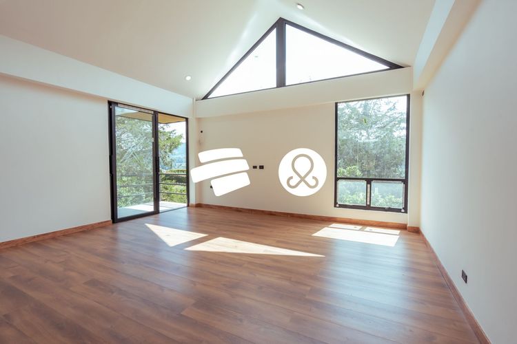 Casa de 3 alcobas en venta en San Nicolas, La Ceja, 530 m² · foto 5 de 17