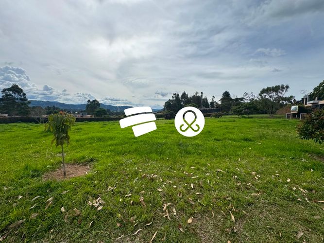 Lote en venta en Guamito, La Ceja, 2188 m² · foto 2 de 5