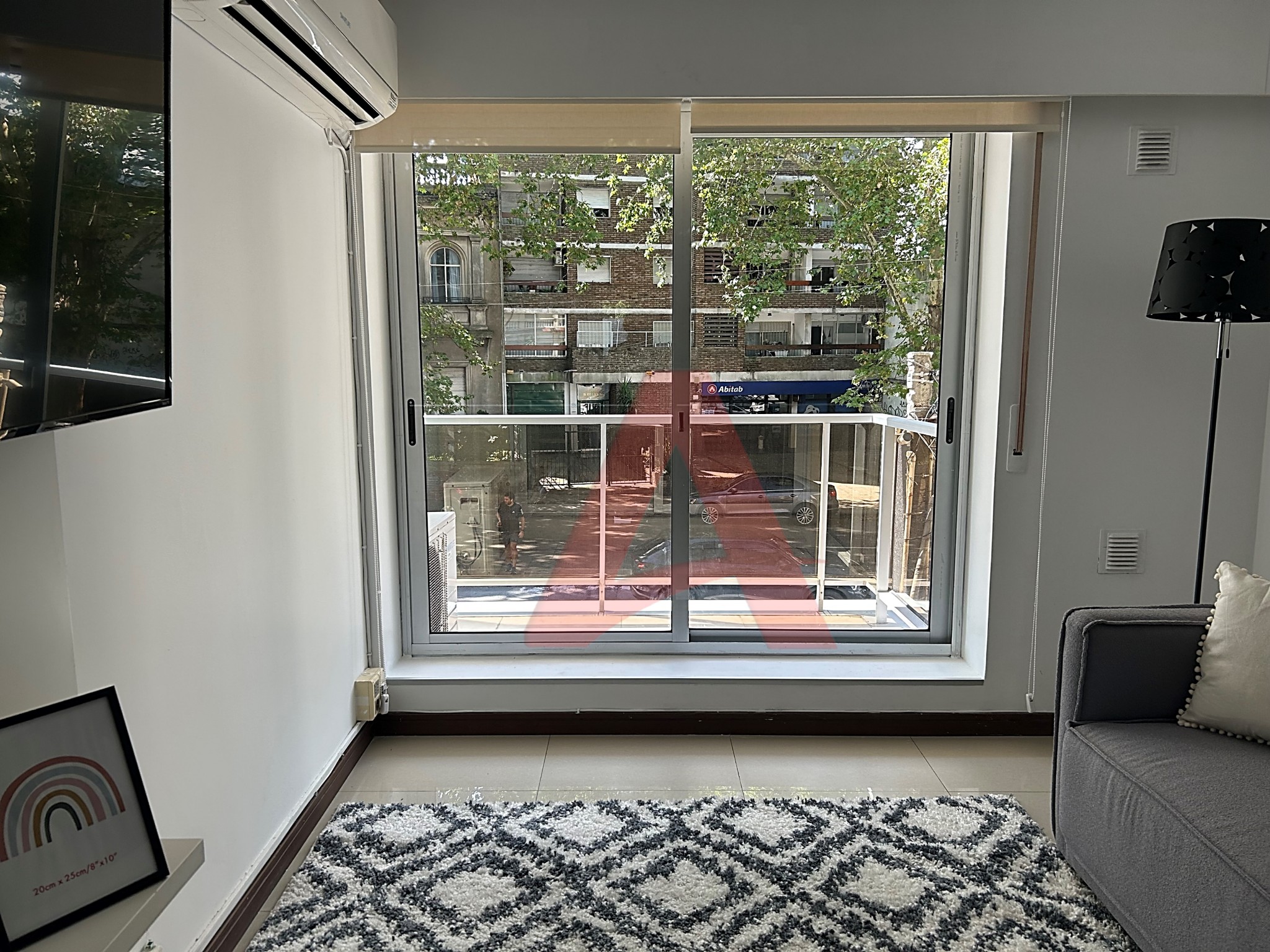 POCITOS ALQUILER APARTAMENTO 2 DORMITORIOS CON MUEBLES Y PATIO CON PARRILLERO · Foto 7