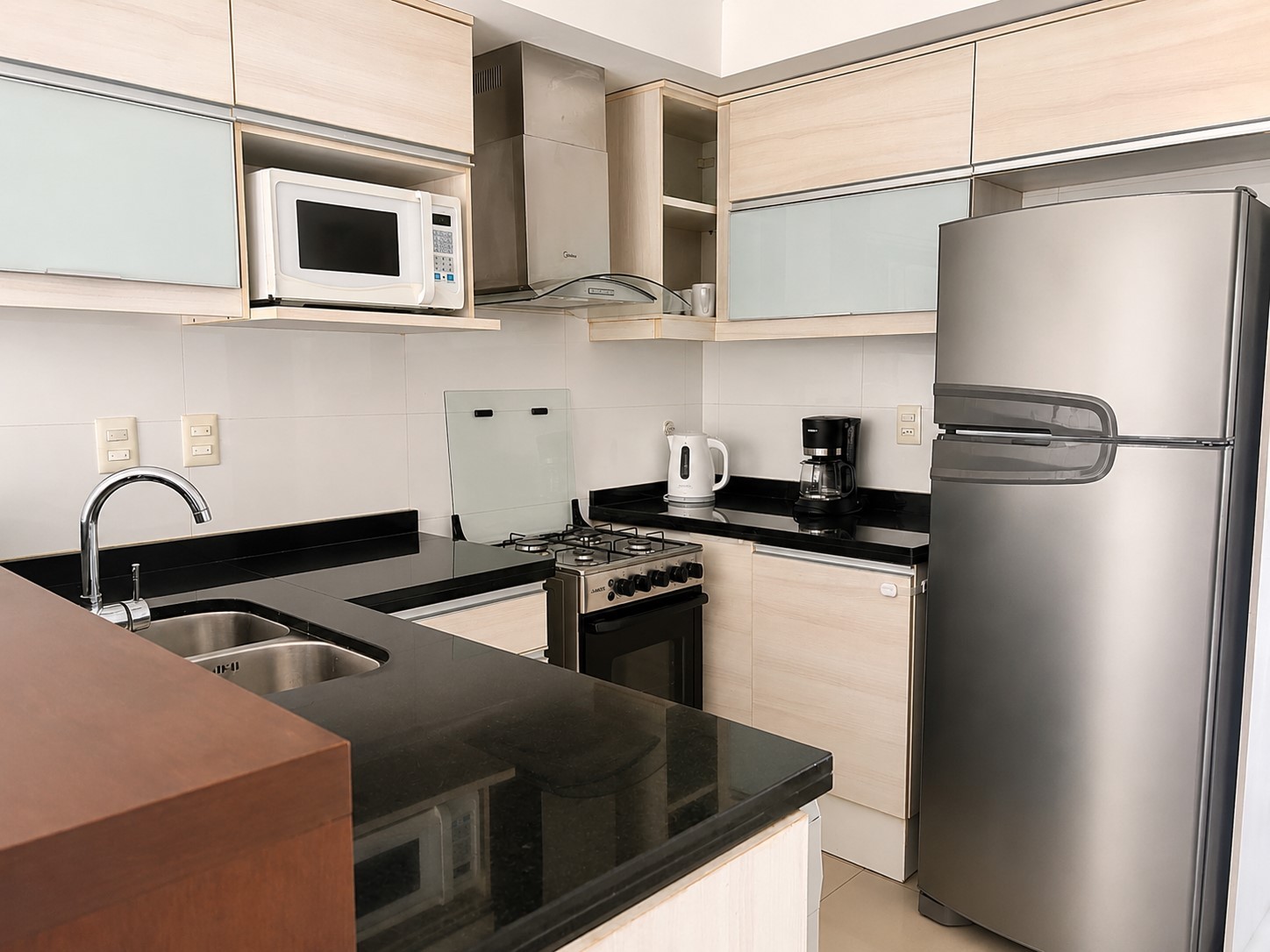 POCITOS ALQUILER APARTAMENTO 2 DORMITORIOS CON MUEBLES Y PATIO CON PARRILLERO · Foto 12