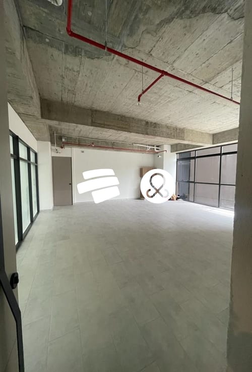 Oficina en venta en El Poblado, Medellín, 73 m² · foto 6 de 7