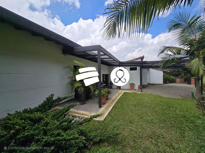 Casa de 3 alcobas en venta en Pueblo Viejo, La Estrella · foto 2 de 24