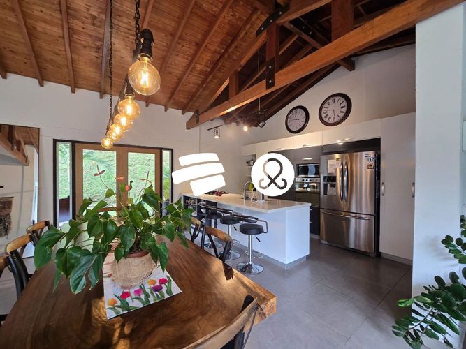 Casa de 3 alcobas en venta en Pueblo Viejo, La Estrella · foto 3 de 24