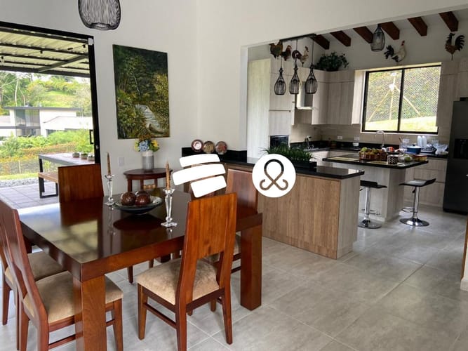 Casa de 4 alcobas en venta en Guamito, La Ceja · foto 8 de 12