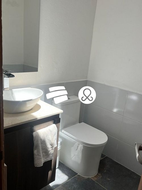 Casa de 4 alcobas en venta en La Florida, Medellín, 19 m² · foto 11 de 16