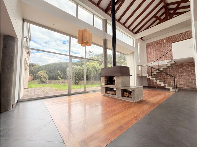 Casa de 3 alcobas en venta en Siberia, Cota, 250 m² · foto 5 de 24