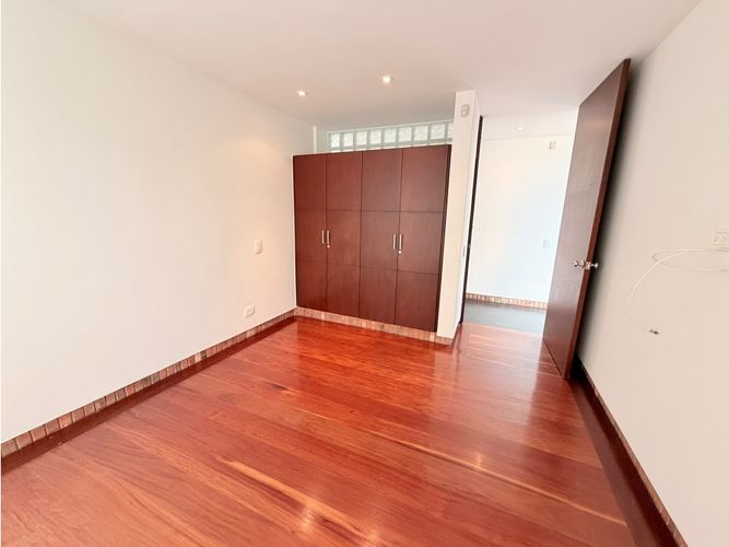 Casa de 3 alcobas en venta en Siberia, Cota, 250 m² · foto 24 de 24