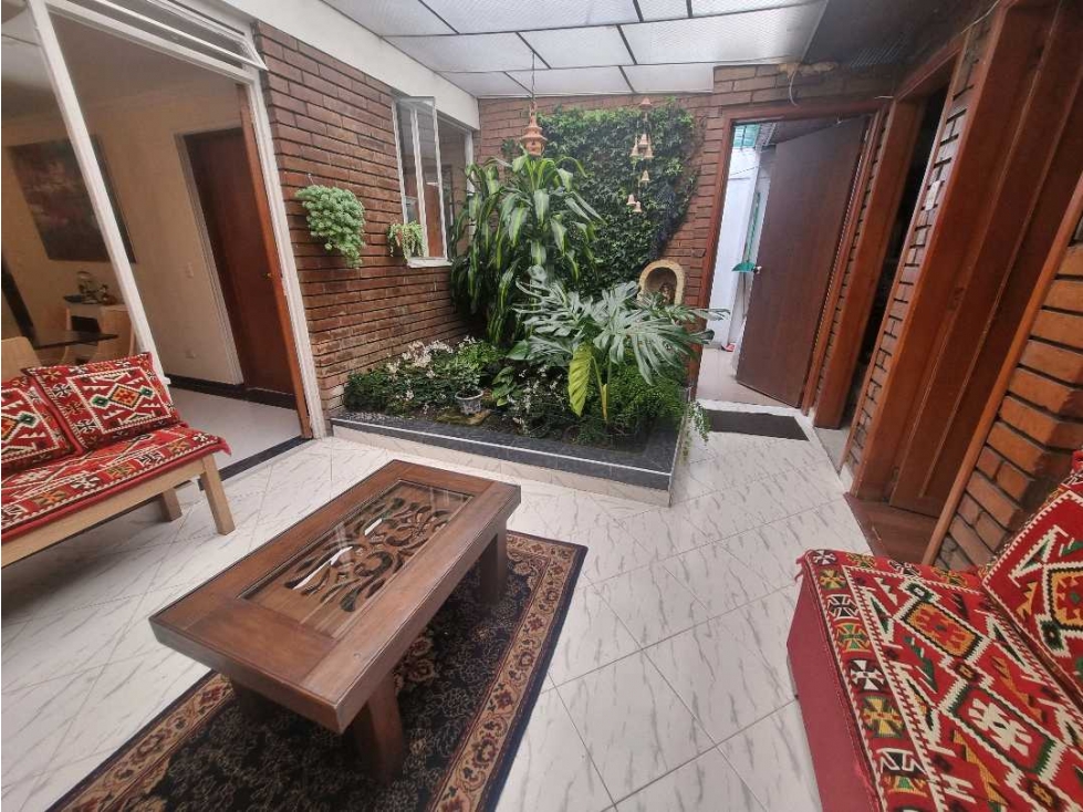 Casa en venta en La Esmeralda, Bogotá · foto 17 de 24