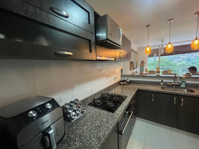 Apartamento de 3 alcobas en venta en Ruitoque Condominio, Floridablanca, 94 m² · foto 4 de 24